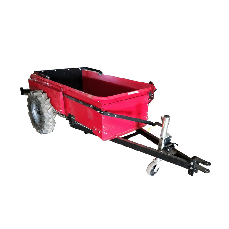 Distribuitor de gunoi de grajd al tractorului